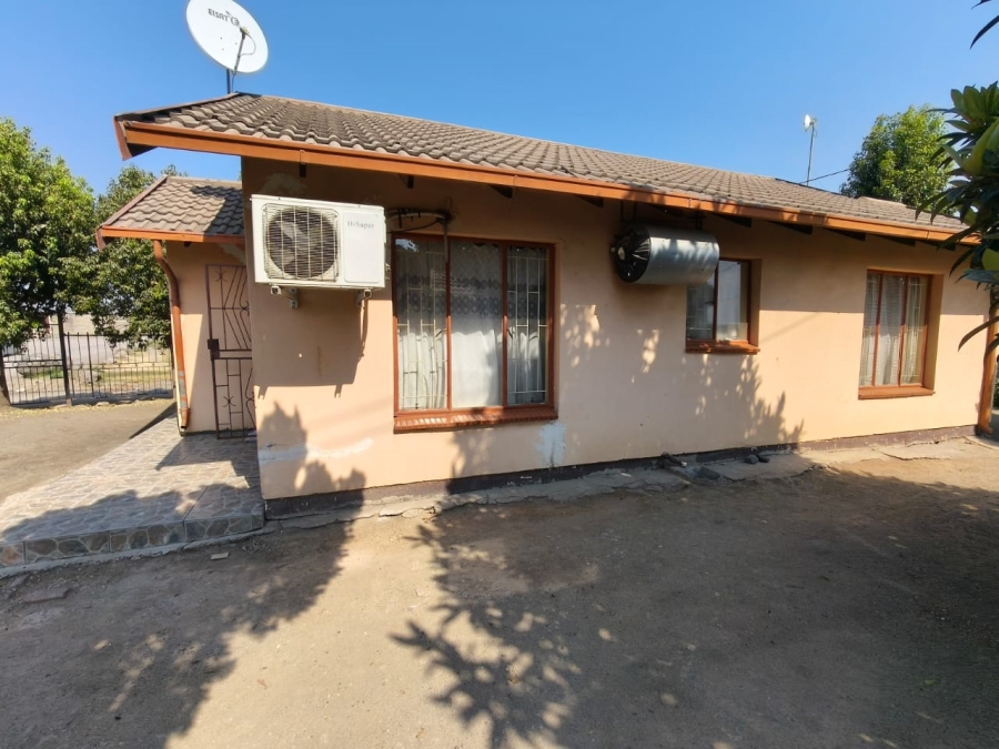 3 Bedroom Property for Sale in Boitekong North West